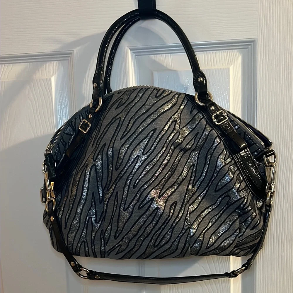Coach Madison Sophia Satchel Large in Zebra - 15927 - Picture 9 of 16